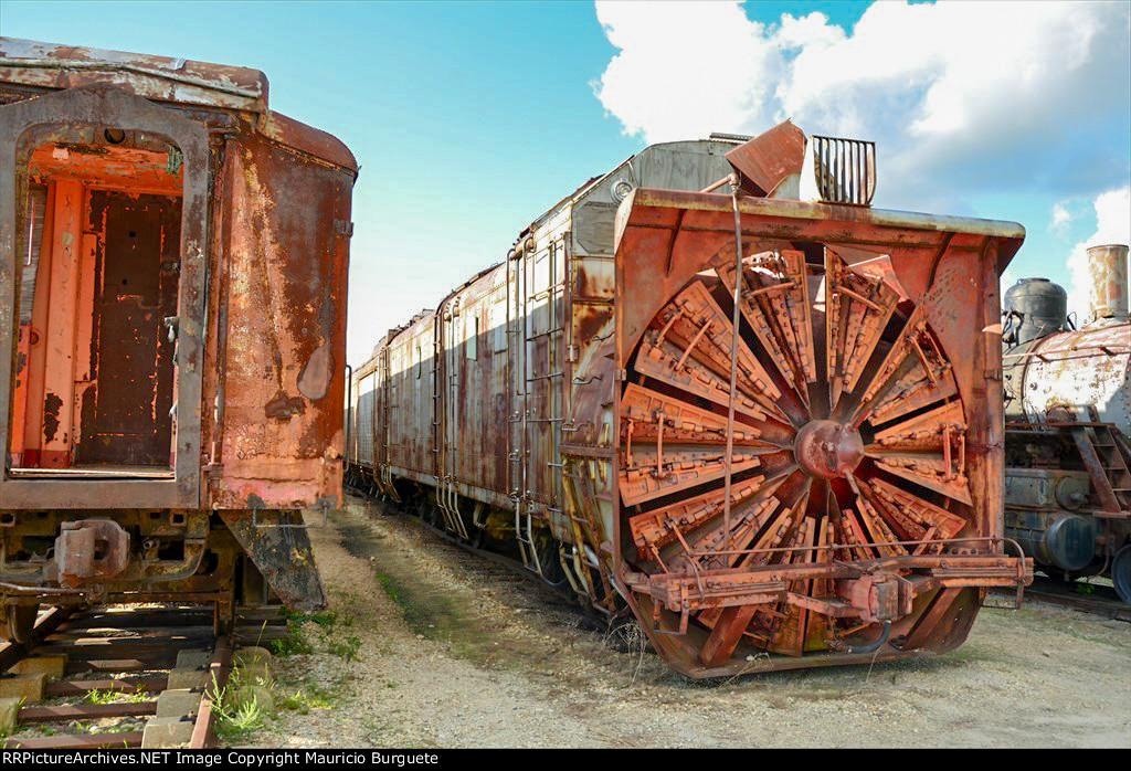 Union Pacific Steam Powered Leslie Rotary Snowplow